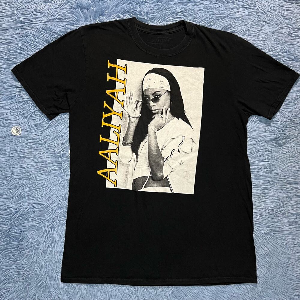 Aaliyah Big Graphic Shirt Size Large Mens Retro Music Black White Classic